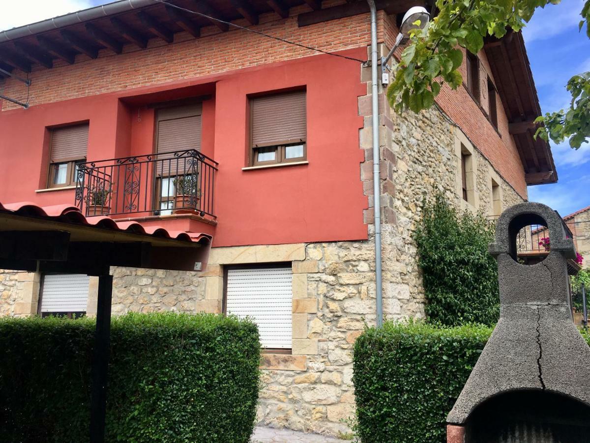 Hospedaje Casa Amalia Queveda Exterior photo